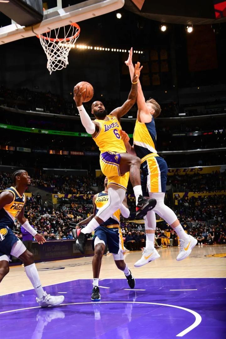 开元中国包含逆转之夜！勇士最后时刻连续得分取胜，或者注意网站.的词条