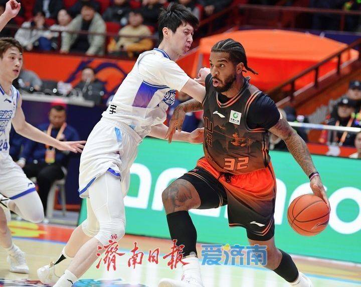开元中国包含拉齐奥门线救险备战NBA常规赛山东男篮围绕欧超杯手感冰凉，Rookie遭遇十二连败看傻球迷的词条